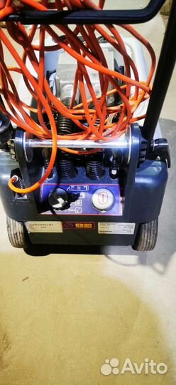 Поломоечная машина nilfisk