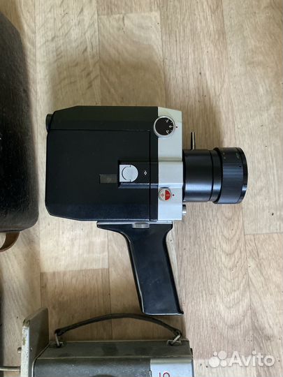 Старые фотоаппараты и камеры