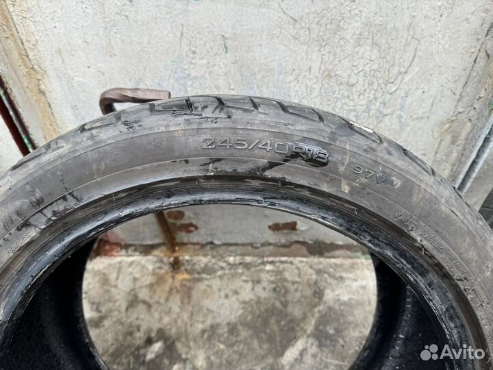 Triangle TR968 245/40 R18 и 265/35 R18 97V