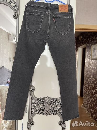 Джинсы женские levis