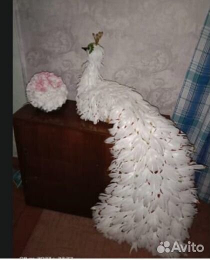 Павлин из изолона