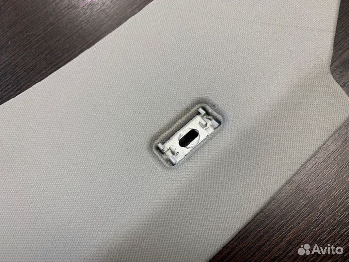 Обшивка стойки задняя правая Bmw 520D E60 N47 2009