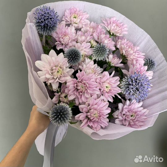 Сиреневый букет хризантемы Доставка
