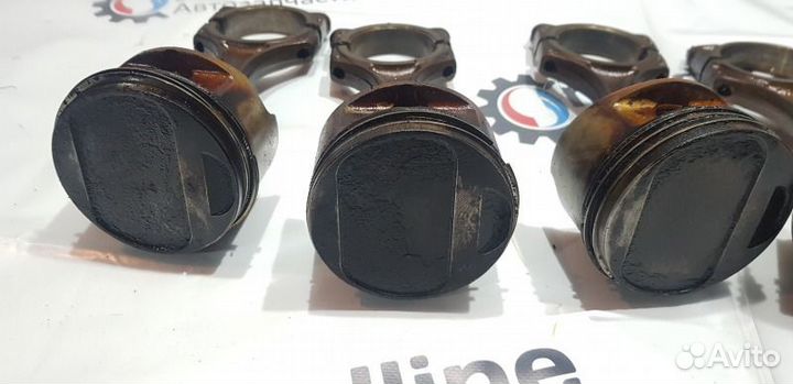 Поршни комплект Volkswagen Touareg 1 7L 4.2 AXQ