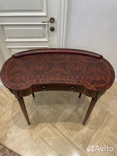 Антикварный Дамский столик, в стиле Ар-деко