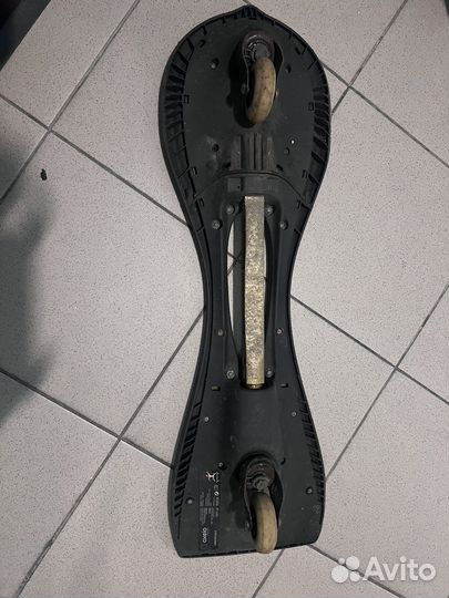 Двухколесный скейтборд