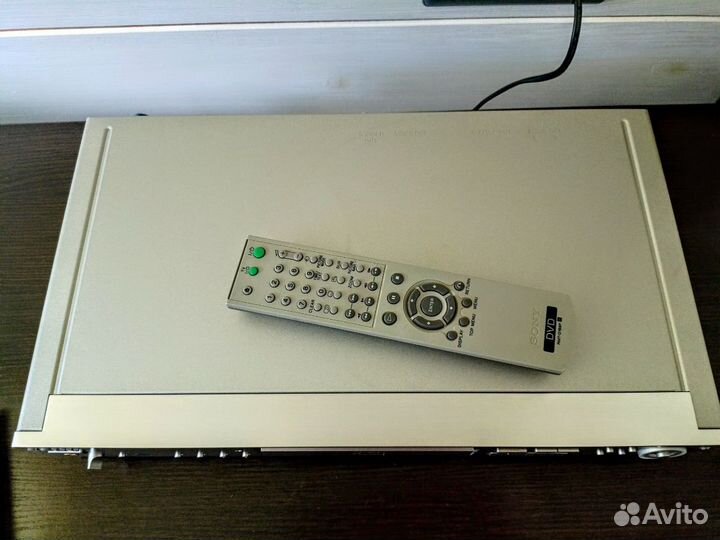 Проигрыватель CD DVD дисков Sony пульт состояние
