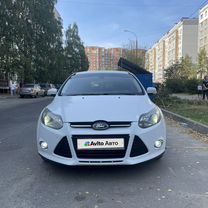 Ford Focus 1.6 AMT, 2011, 135 500 км, с пробегом, цена 890 000 руб.