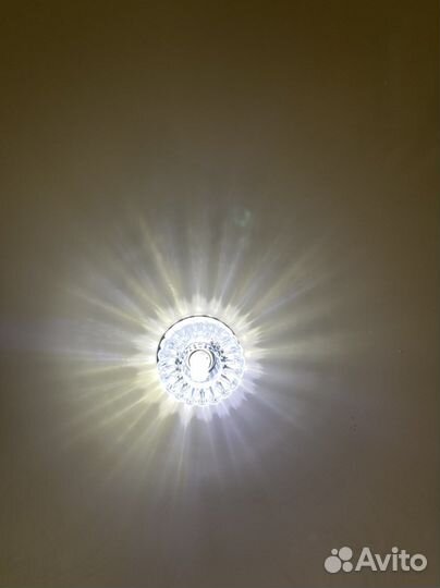 Светильник встраиваемый