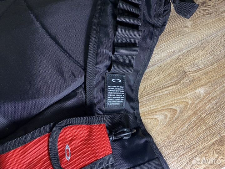 Oakley Sling Bag