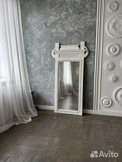 Зеркало старинное в раме