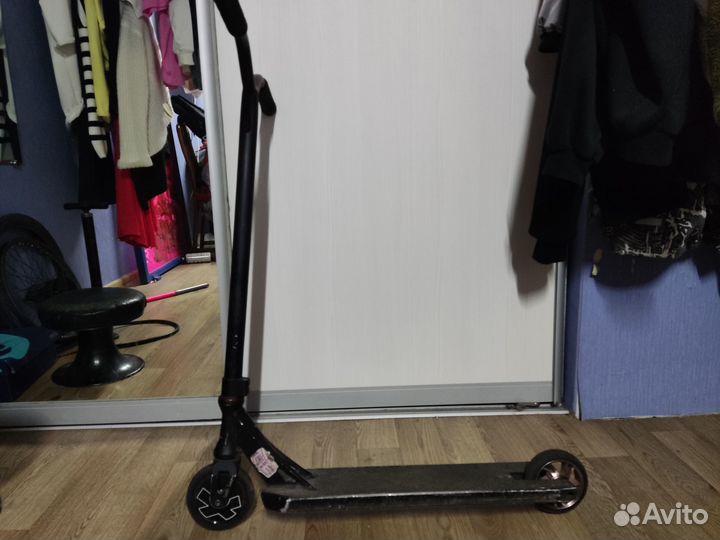 Трюковой самокат tech team big brock