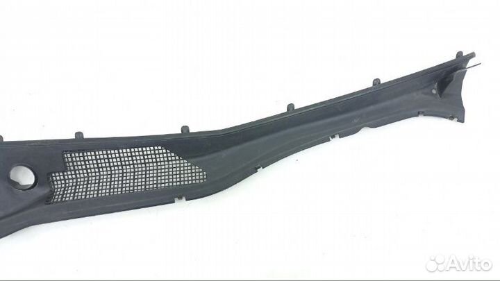 Планка под дворники Toyota Mark Ii GX110