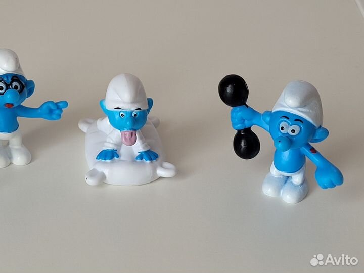 Игрушки из киндера смурфики пакетом