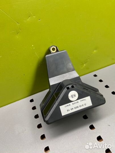 Датчик сигнализации Mercedes-Benz E-Class W210