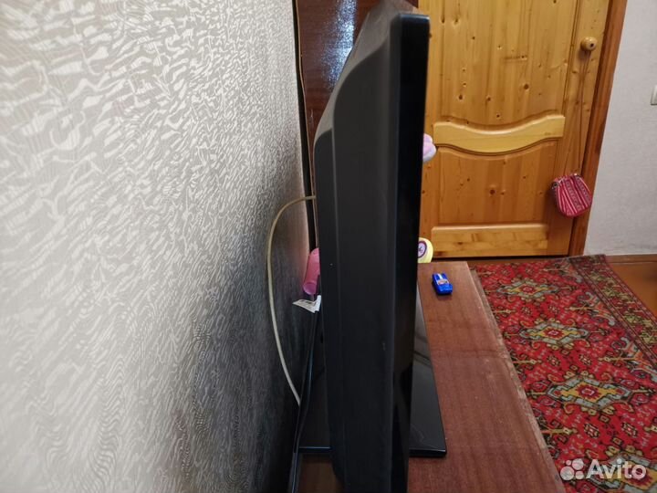 Телевизор samsung '40 SMART tv