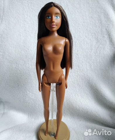 Темнокожая барби