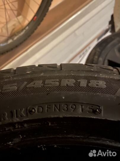 Bridgestone Potenza RE002 Adrenalin 245/45 R18 100W