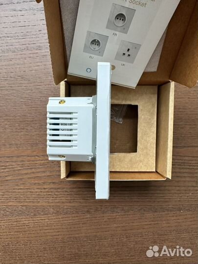 Умная розетка Tuya ZigBee круглый подрозетник