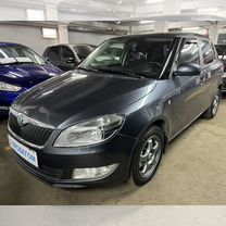 Skoda Fabia 1.6 AT, 2012, 143 000 км, с пробегом, цена 799 000 руб.