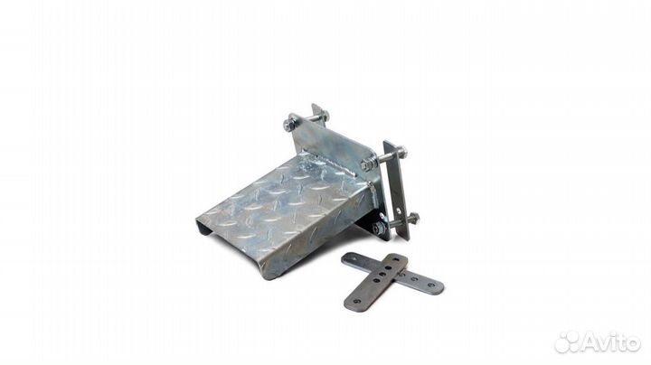 Подножка с планками для прицепа