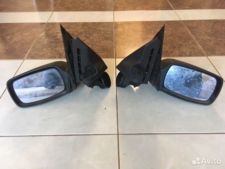 Продам зеркала,левый -правый на форд мондео 98-99