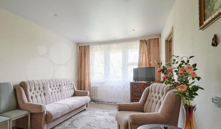 3-к. квартира, 54 м², 3/5 эт.