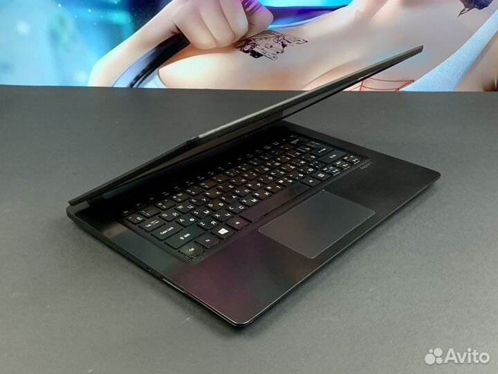 Ультрабук Acer 13/i3/8Gb/SSD/FHD