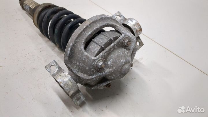 Амортизатор подвески левый задний Volkswagen Touareg