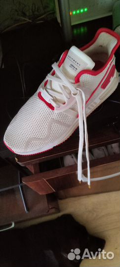 Кроссовки adidas