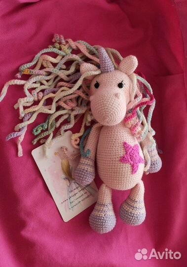Единорожка - вязаная игрушка ручной работы