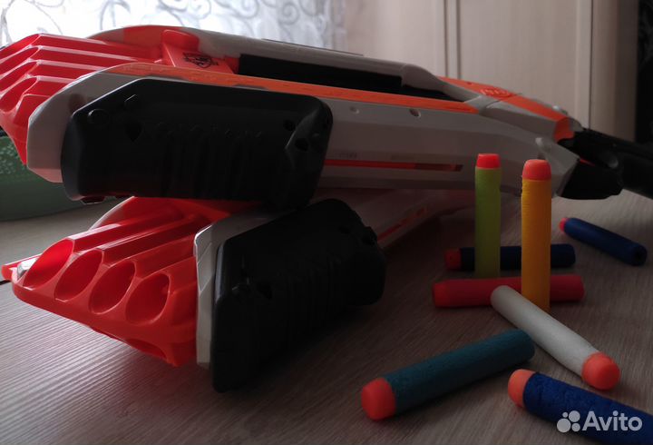 Бластеры Nerf Roughcut 2 штуки