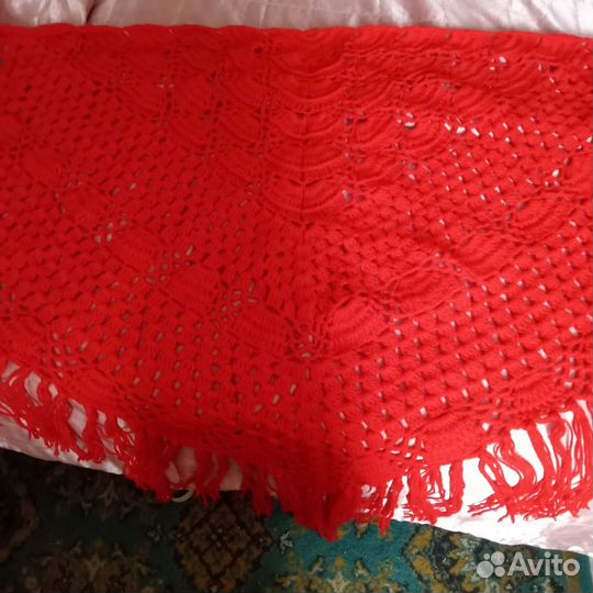 Шаль вязаная крючком ручная работа