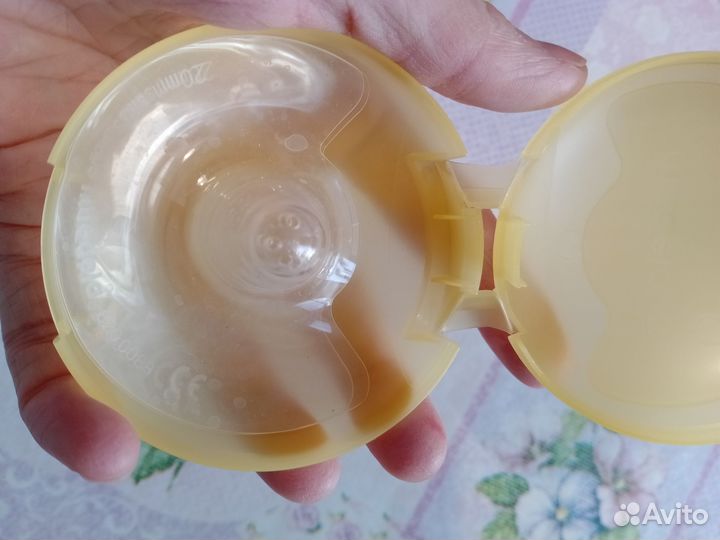 Накладки на грудь medela