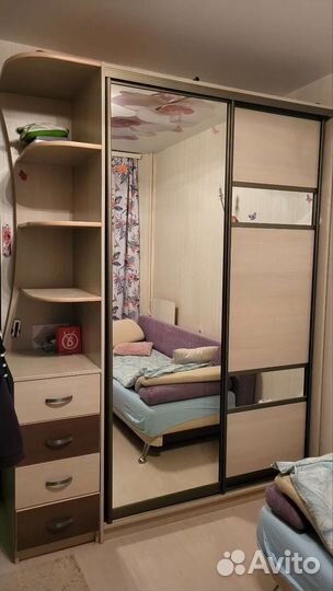 Комплект мебели в комнату