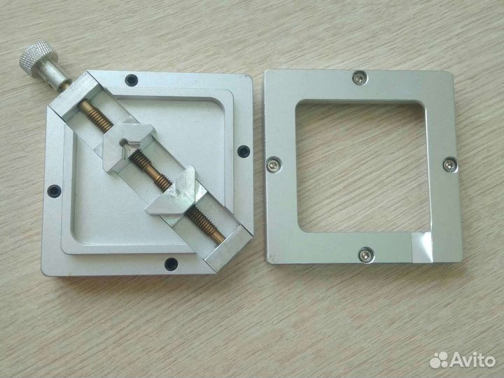 Держать трафаретов для реболлинга bga