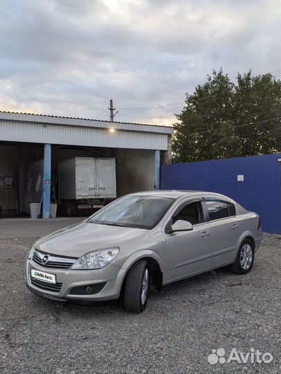 Opel Astra 1.6 МТ, 2010, 230 000 км