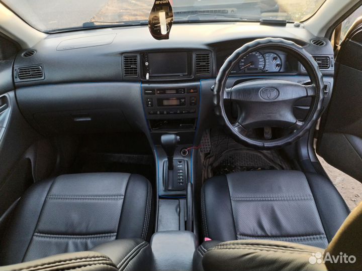 Toyota Corolla 1.5 AT, 2003, 242 312 км