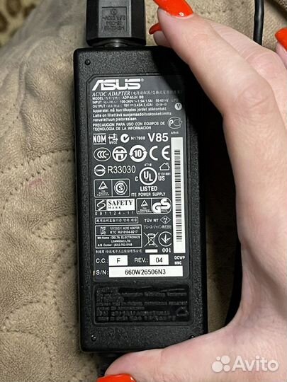 Ноутбук asus