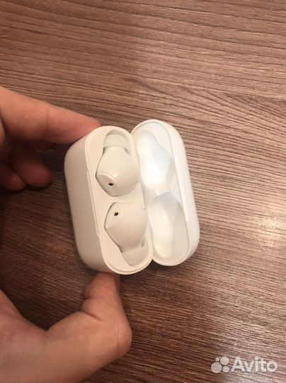 Беспроводные наушники