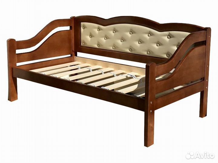 Кровать детская из массива