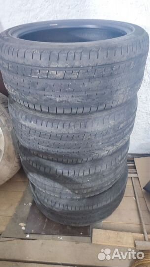Pirelli P Zero 255/40 R19
