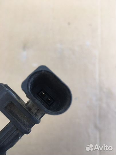 Датчик ABS VAG передний (2359)