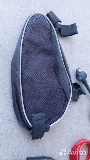 Сумка для велосипеда, замки и зеркало