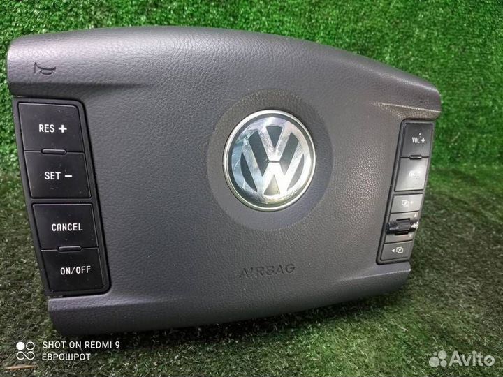 Подушка безопасности в руль Volkswagen Touareg (2