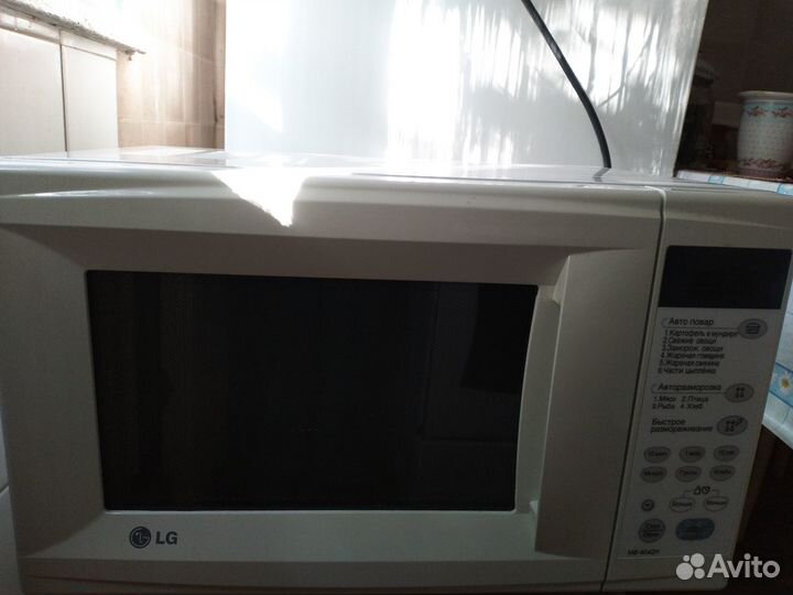 Микроволновая печь бу LG 5000