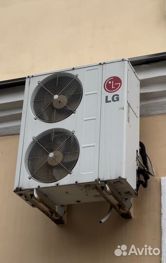 Кассетный кондиционер бу LG