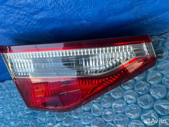 Фонарь задний левый Honda Odyssey RL5 J35Z8 2011