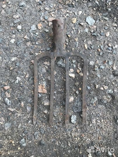 Грабли, лопаты