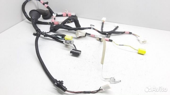 Проводка двери передняя левая Toyota Rav4 CA40 2.0